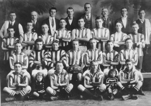 1914 Newtown [New South Wales] Football Club, showing uniforms. Credit: Courtesy NSW Australian Football History Society Inc. https://nswfootballhistory.com.au/ 